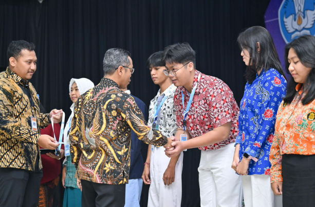 Gambar Siaran Pers