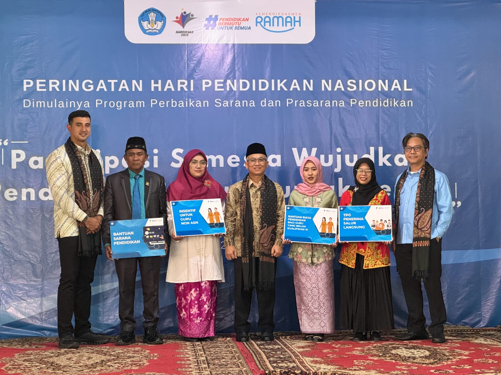Gambar Siaran Pers