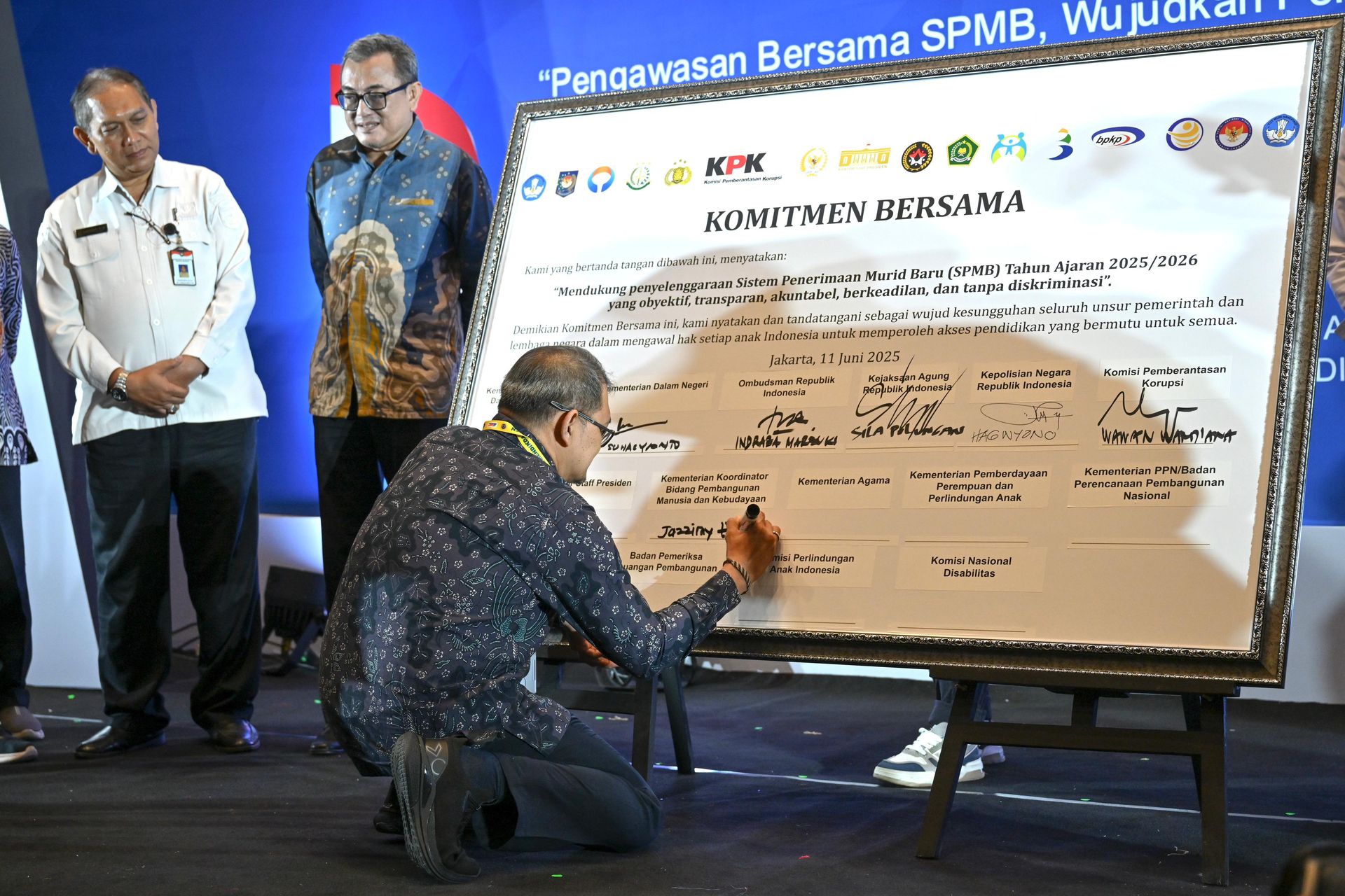 Gambar Siaran Pers