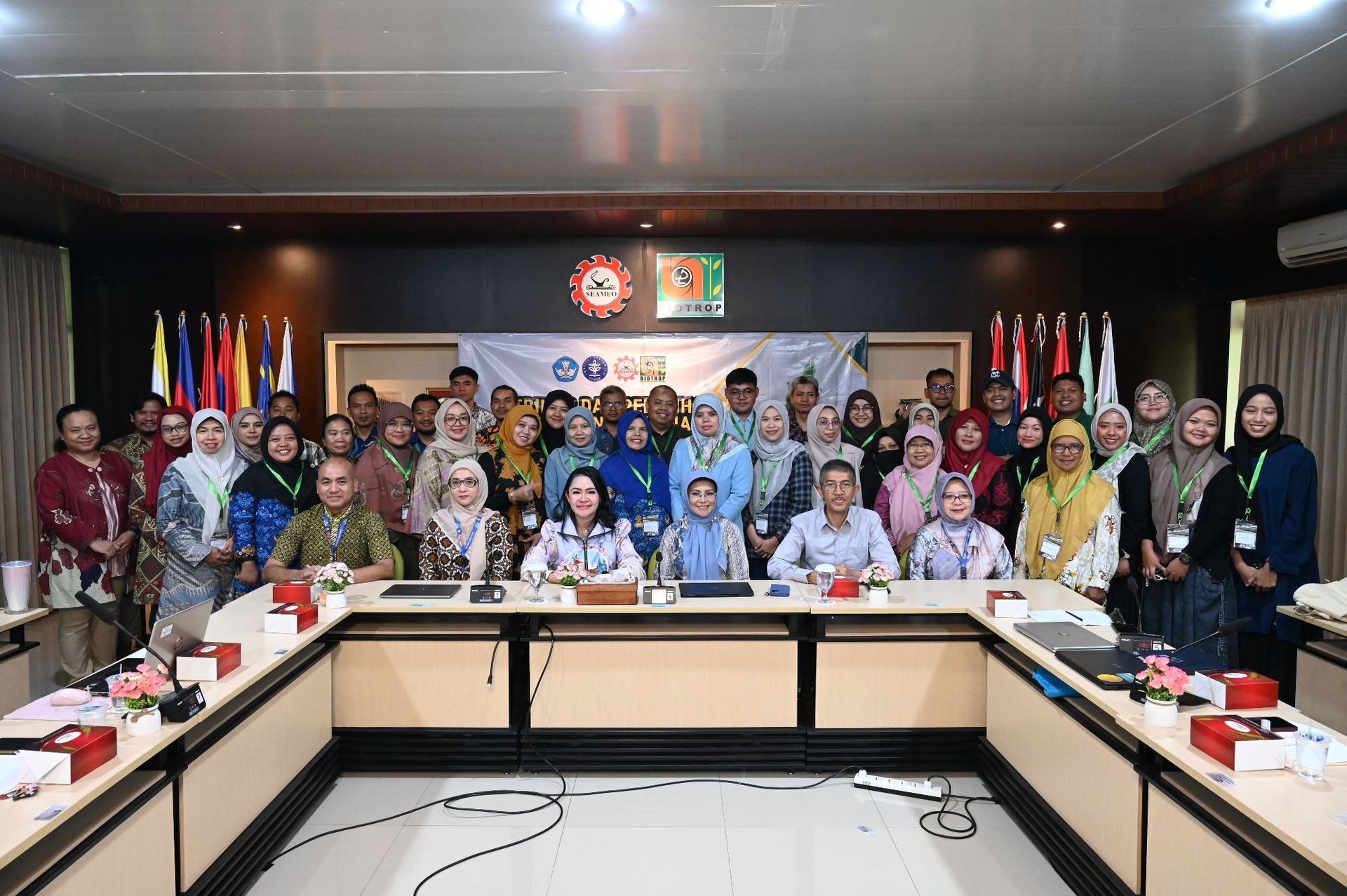Gambar Siaran Pers