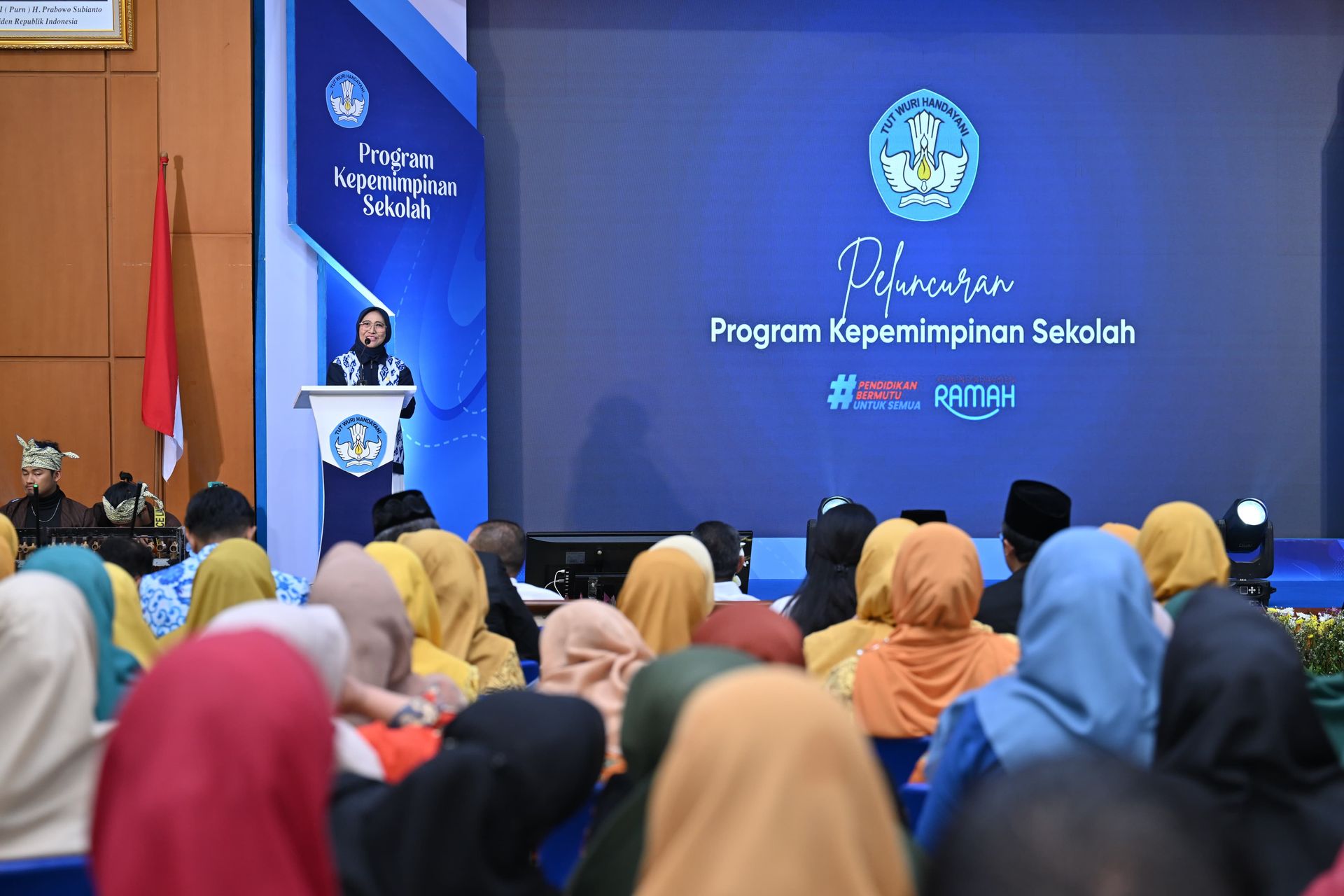 Gambar Siaran Pers