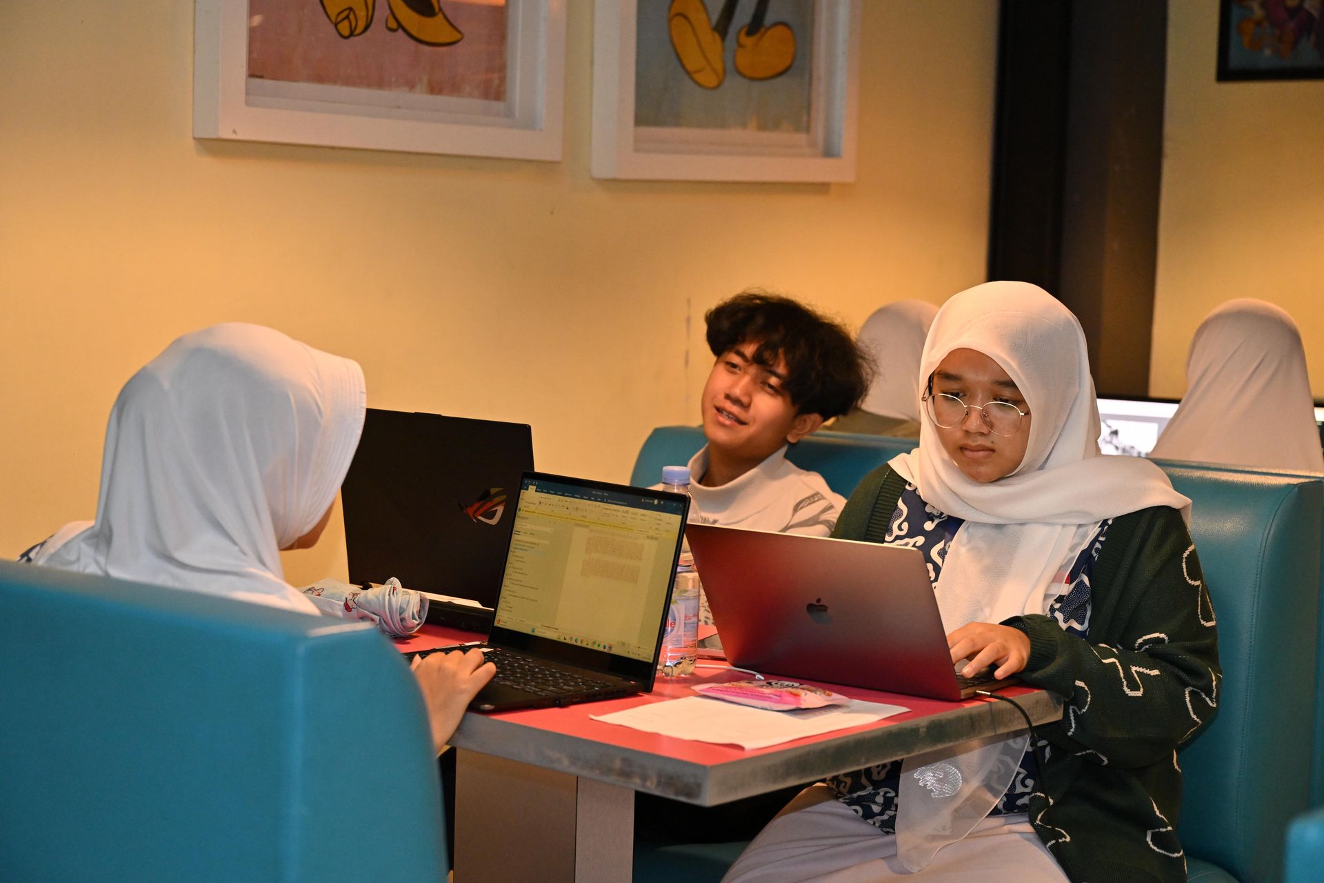 Gambar Konten Terkait