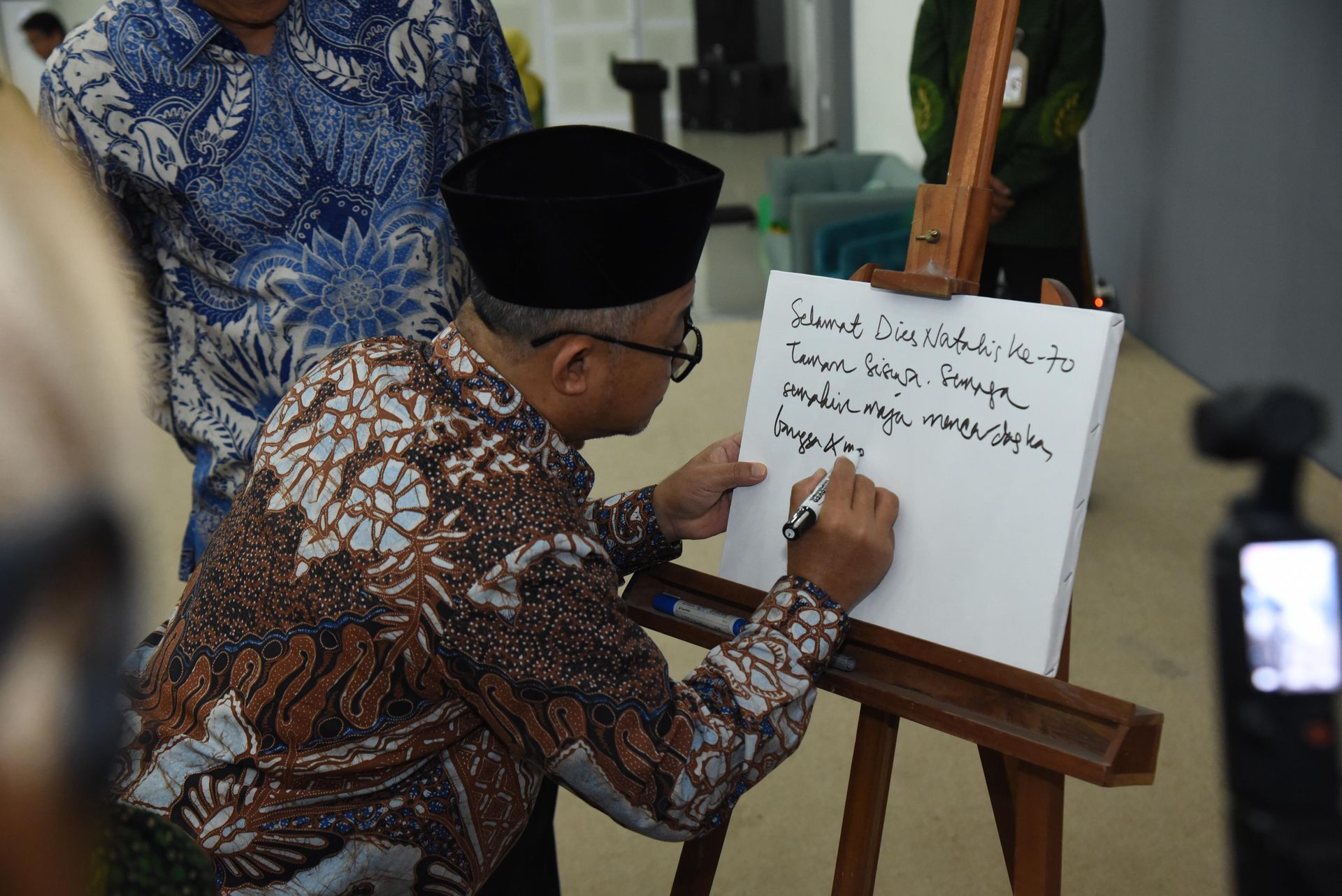 Gambar Konten Terkait