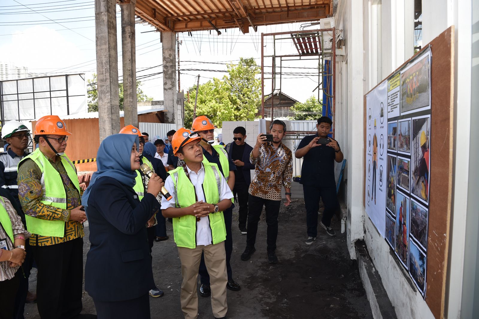 Gambar Siaran Pers