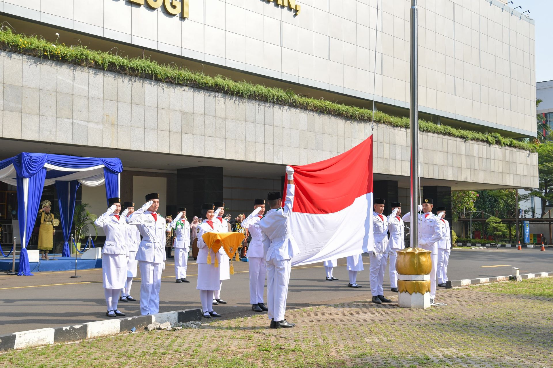 Gambar Konten Terkait