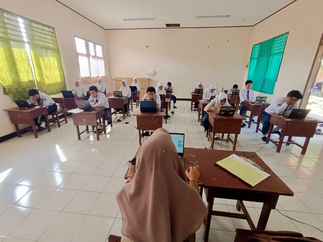 Gambar Siaran Pers