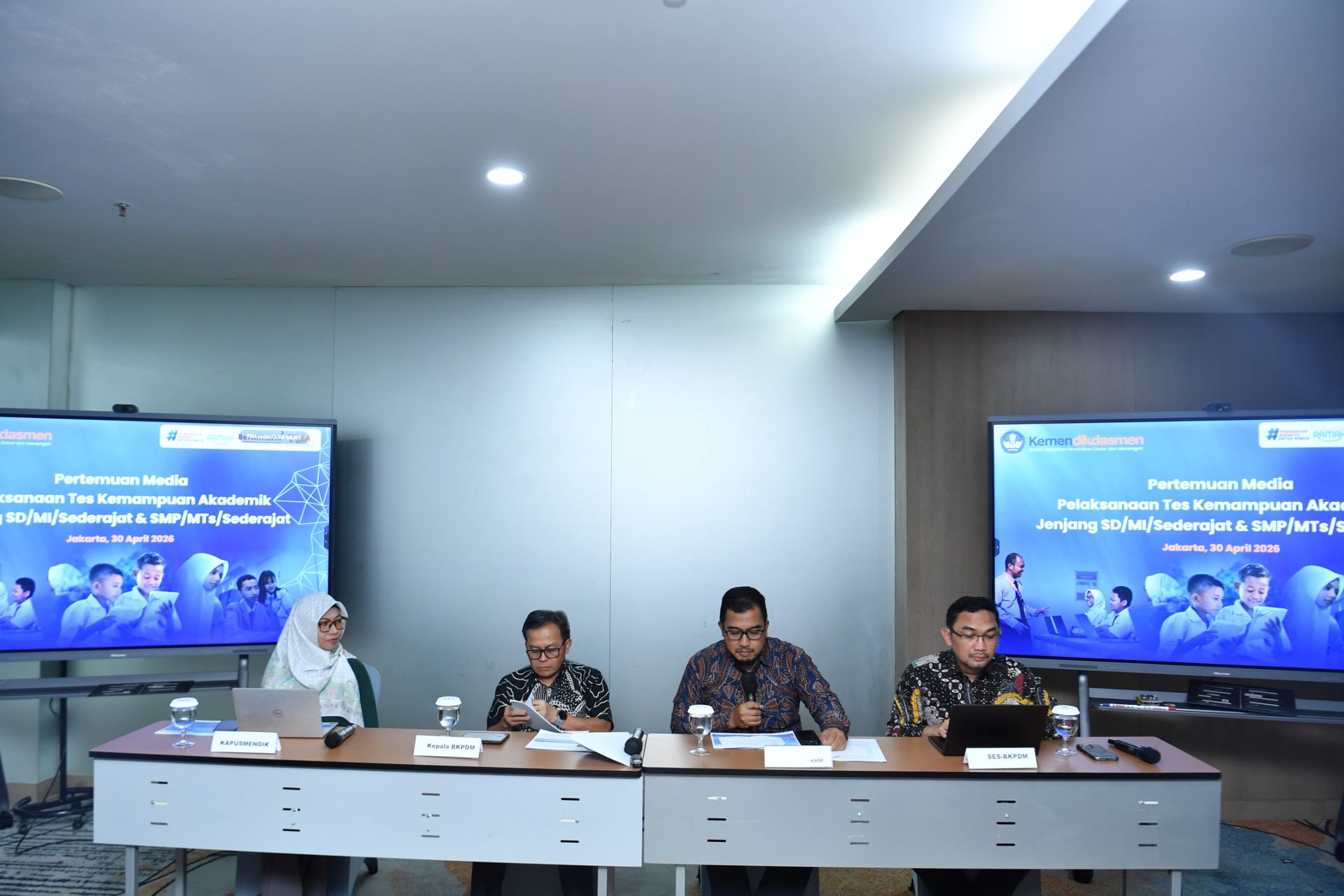 Gambar Siaran Pers