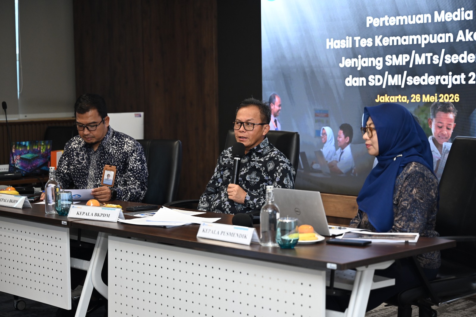 Gambar Siaran Pers