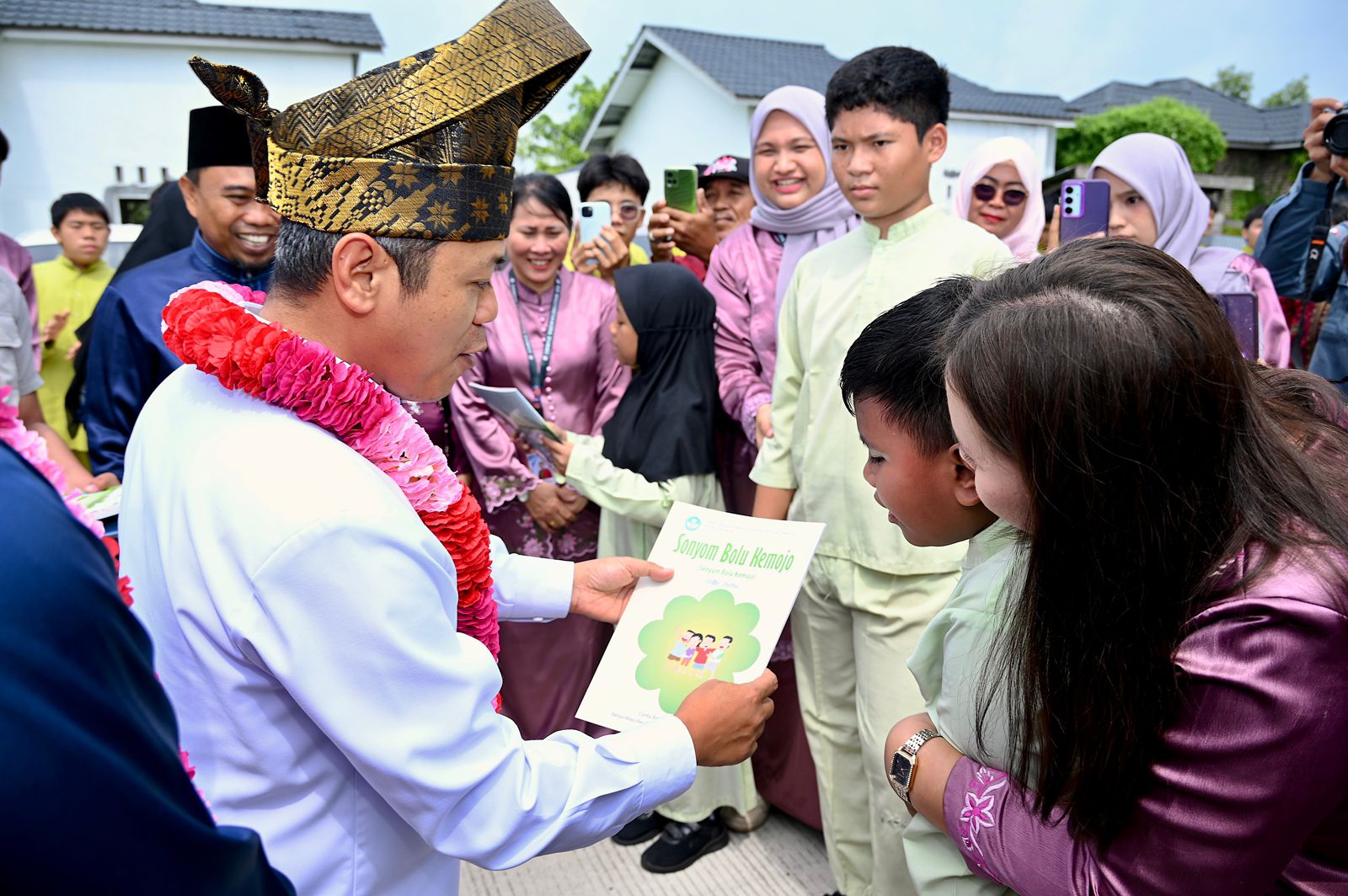 Gambar Siaran Pers