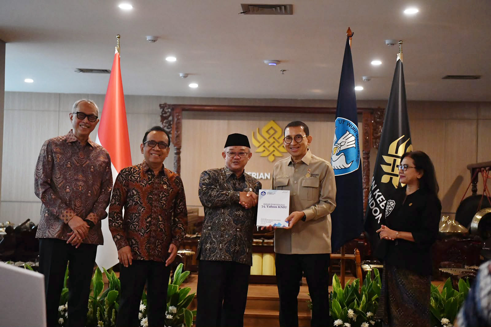 Gambar Siaran Pers