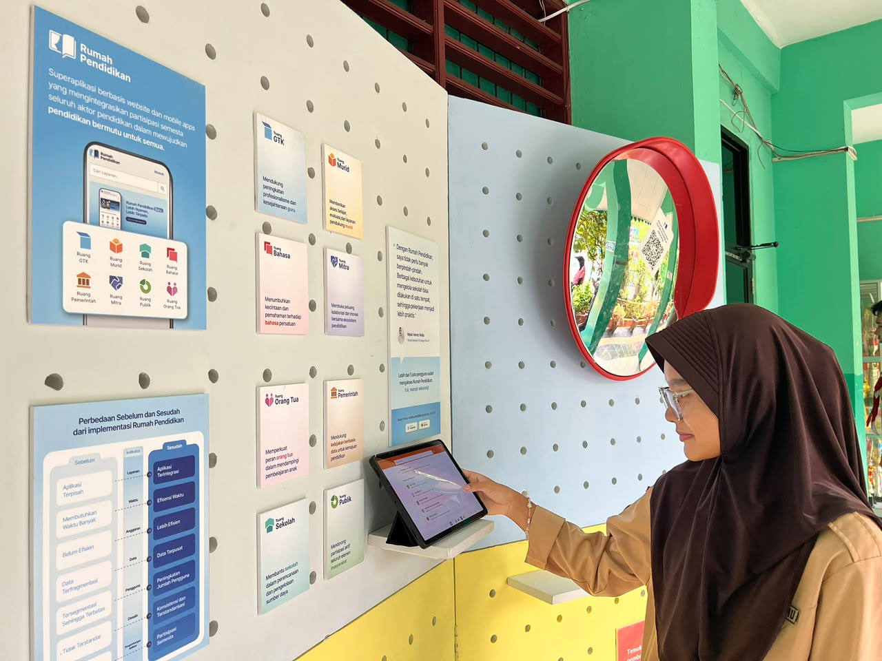 Rumah Pendidikan Bantu Murid Perluas Akses Sumber Belajar Digital