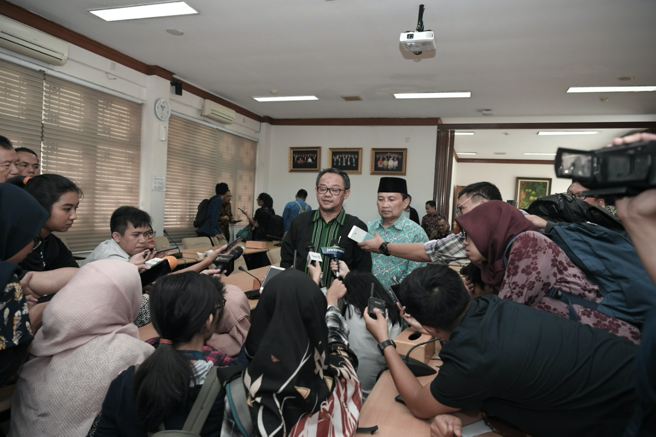 Gambar Siaran Pers