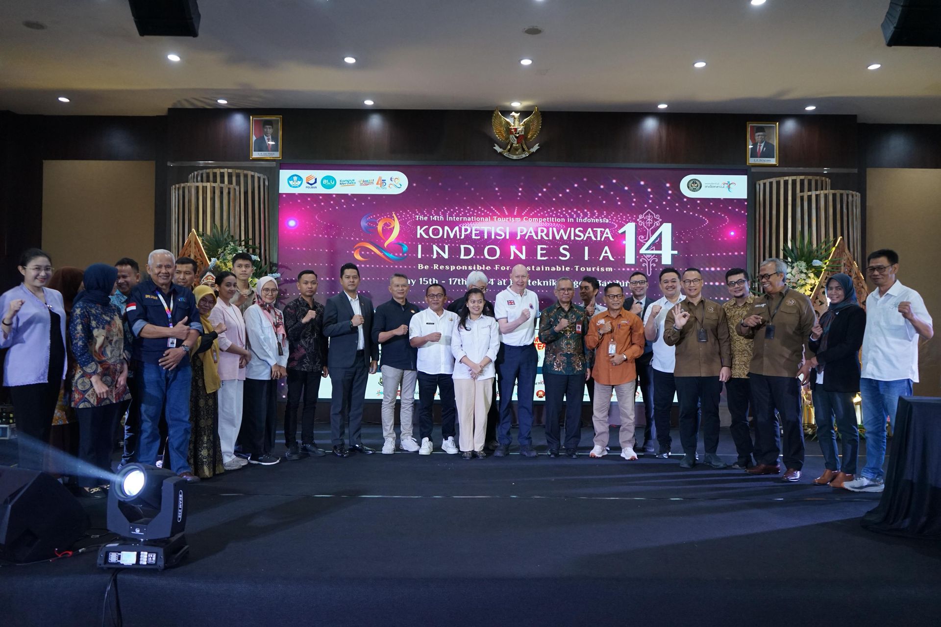 Gambar Siaran Pers