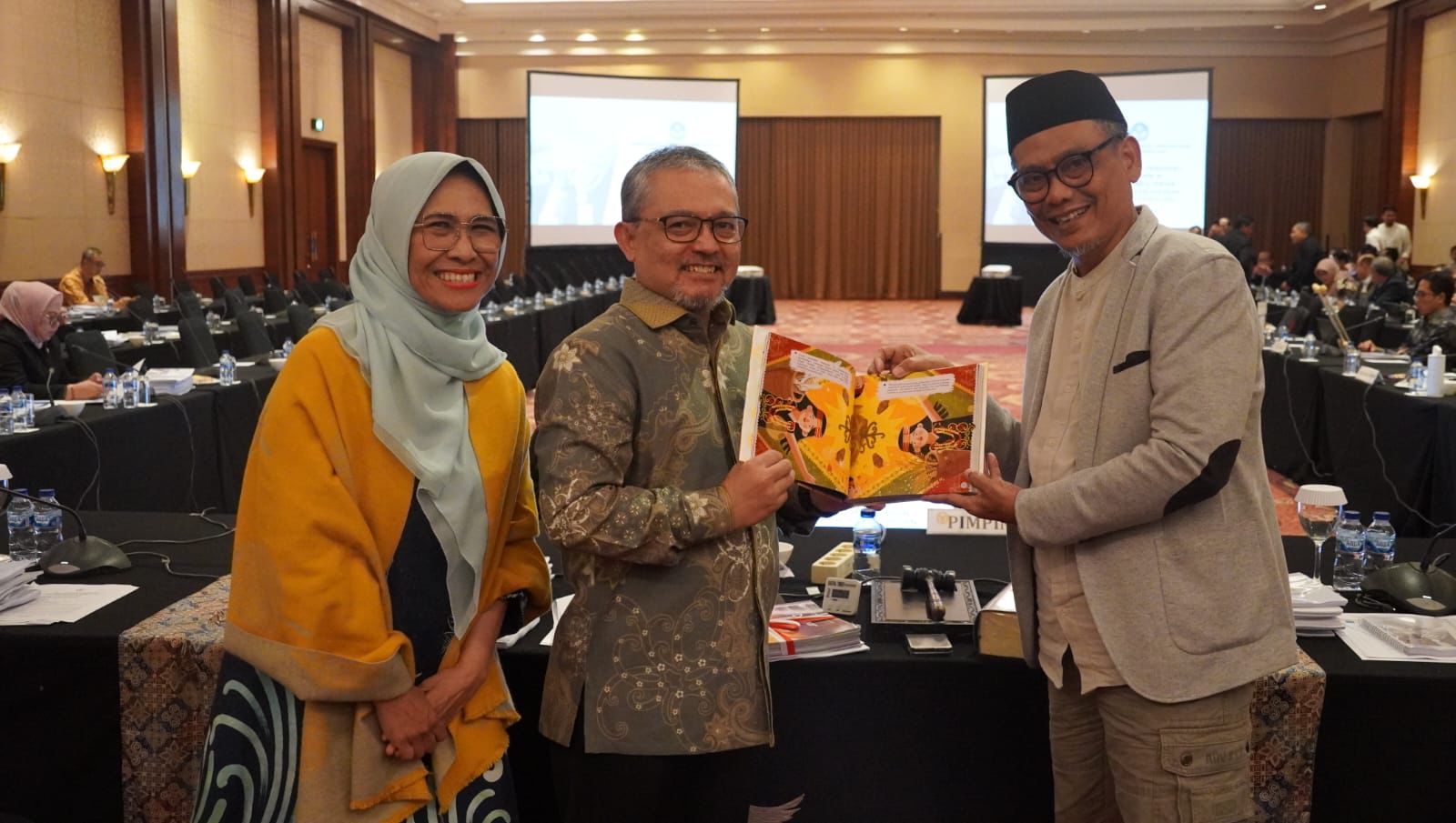 Gambar Siaran Pers